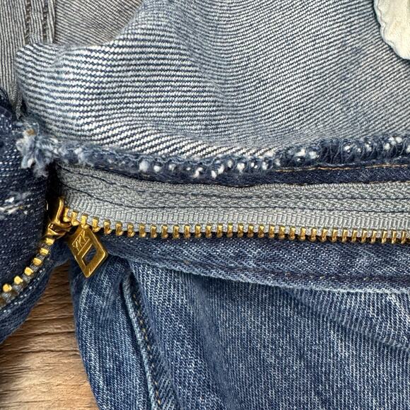 Abercrombie & Fitch Distressed Blue Ankle Jeans - Picture 11 of 11